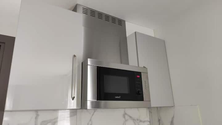 Chambre Privee Pour 4 Personnes En Banlieue Parisienne A Bondy Exterior foto